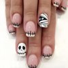 Halloween Press on Nails Short Square White French Tip Halloween Mummy Fake Nails with Skull Patch Design Cute Square Glue on Nails Nails Press ons Full Cover Stick on Nails for Women 24 Pcs