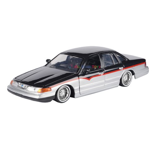 Motormax 1993-97 Ford Crown Victoria Lowrider 1:24 Diecast Model Black Metallic Get Low 79024 by All Star Toys