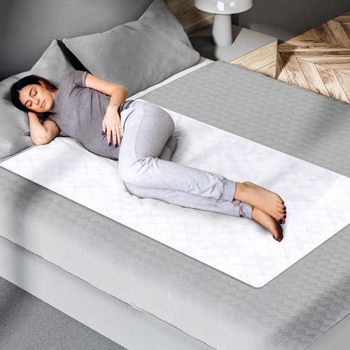 Epica Premium Ultra Plus Waterproof Sheet Protector Bed Pad, Under-pad, Quilted, Waterproof, and Washable, 34" x 52" for Children or Adults with Incontinence (1-Pack) 500 Washes