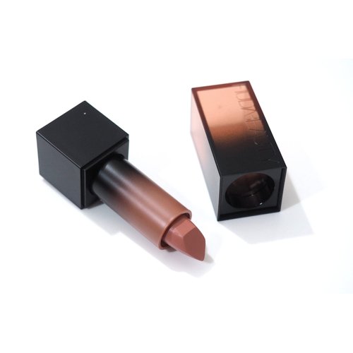 HUDA BEAUTY Power Bullet Cream Glow Hydrating Lipstick Amore