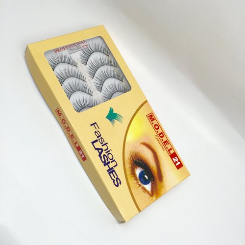Model 21 False Eyelashes No. 25, 10 Pairs