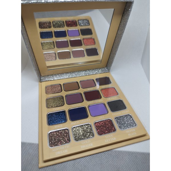 Cosmyfy Vegan Glitter Eyeshadow Palette
