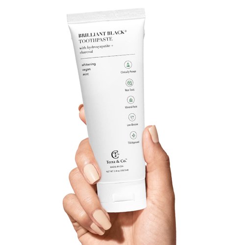 Terra & Co. Brilliant Black Hydroxyapatite Charcoal Toothpaste for Whitening Teeth – Natural Vegan Sensitive Teeth Whitening Remineralizing Toothpaste Without Fluoride & SLS – Mint, 3.4 Ounces