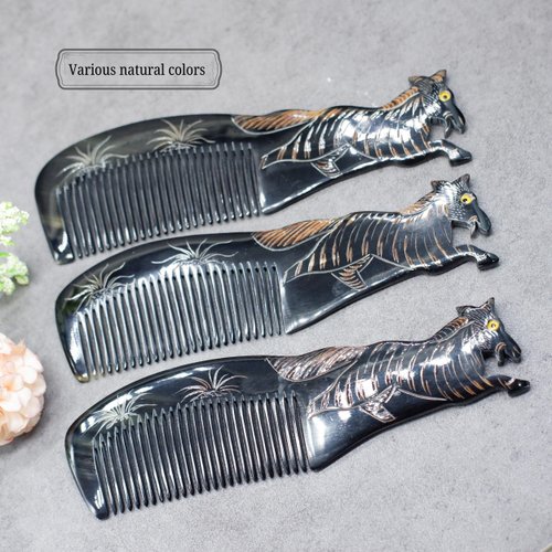 Natural Buffalo Horn Comb, Animal Engrave, Hair Comb, Anti-Static Handmade Pocket Comb, Fine Tooth, Gift For Men Women Mom Wife Daughter, Birthday (Dark Horse)