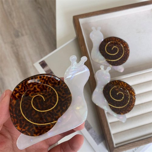 Snail hair clip - French hair clip for girls and women, unique hair accessory gift for friends