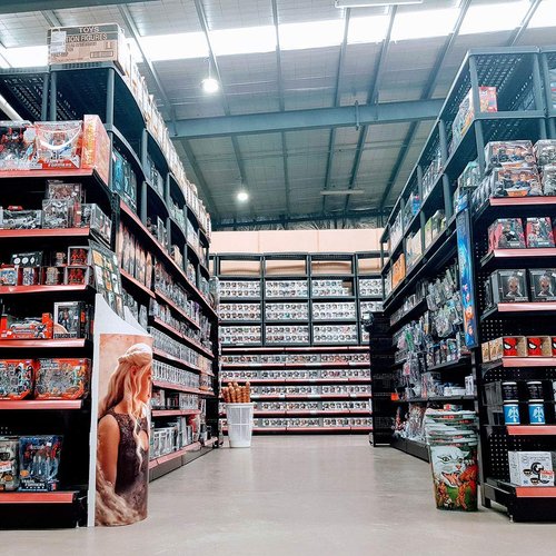 Funko POP Movies: Suicide Squad Action Figure, The Joker Shirtless