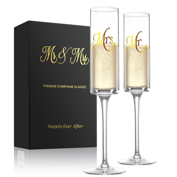 Cute Mr and Mrs Champagne Flutes, Bridal Shower Gift, Bride and Groom Toasting Glass, Engagement Gifts for Couples 2024, Gifts for Newly Engaged Couples, Unique Wedding Gift Idea for Anniversary