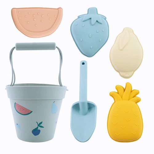 NW HANDA Silicone Beach Sand Toys Set for Kids, 6 PCS Including Silicone Beach Bucket,Shovel,Watering Can and Animal Molds, Fun Outdoor Games Beach Accessories for Kids Toddlers (Fruit), Multicolored