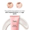 Pore-Refining Face Primer BB Cream and Moisturizing Lotion for Long-Lasting Makeup and Skincare