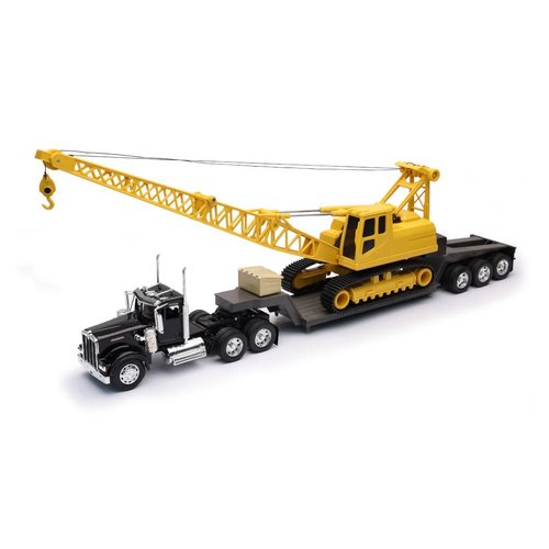 New Ray Kenworth W900 Truck with Lowboy Trailer Black and Crane Yellow Long Haul Trucker Series 1/32 Diecast Model