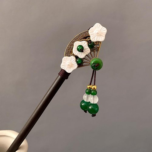Generic 2 Pcs Asian Hair Sticks| Wooden Hairpin| Classic Style with Splendor Decorations|3#4#, green