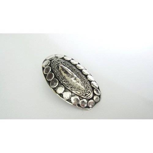 Generic Chunky silver metal native looking alligator hair clip barrette