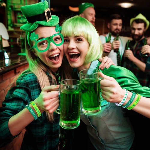 BinaryABC St.Patrick's Day Shamrock Led Light Up Glasses Eyeglasses Frames,St.Patrick's Day Party Favors,2Pcs