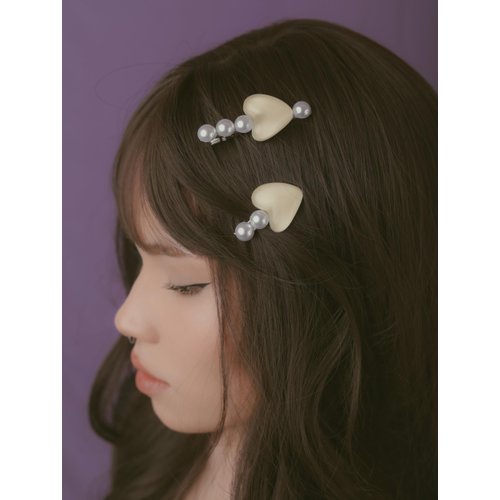 OJERRY Set of 2 Mismatched Pearl Beige Heart Hair Clip for Women, Classic Hair Alligator Clip Set, Kawaii Y2K Feminine Coquette Bow Aesthetic Gift Hair Accessories