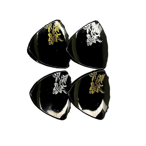 Kàllos 4pcs Black Claw Clips Triangle Shape, Stylish Nonslip Hair Claw Clips - Strong Hold Hair Jaw Clips for Thick and Thin hair, Accessories for Teen Girls and Women (4 pack)