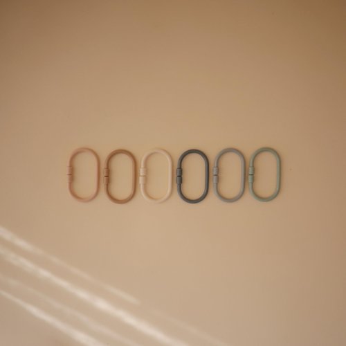 mushie Baby Chain Link Rings Toy 12-Count | Multiuse Car Seat Stroller Connecting Toy (Shifting Sand, Blush, Cambridge Blue)