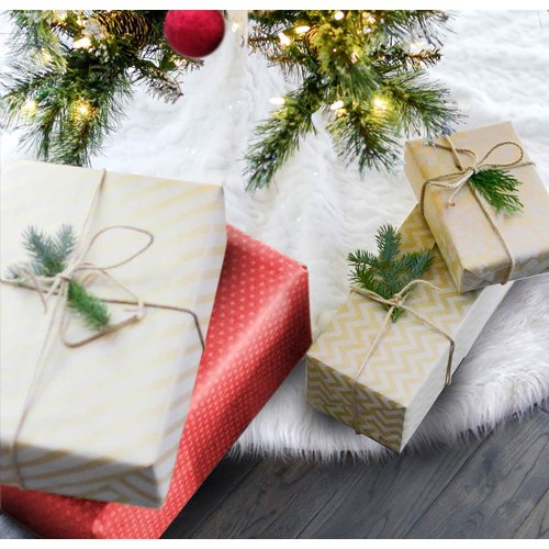 Christmas Tree Skirt - Xmas Tree Skirts White Snow Luxury Faux Fur - 30 inch Round for Under Tree Decorations (30 inches)