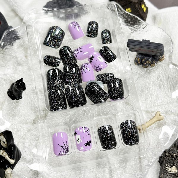 24Pcs Halloween Press on Nails Short Fake Nails Square with Silver Glitter Design Halloween Glue on Nails Full Cover Halloween Stick on Nails for Women and Girls Halloween Nails Art Decoration