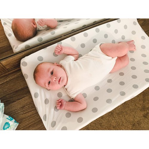 Changing Pad Cover – Premium Baby Changing Pad Covers 4 Pack – Boy or Girl Changing Pad Cover – Pure Jersey Knit Machine Washable Grey and White Changing Table Cover – Diaper Changing Pad Cover Sheets