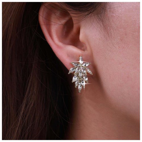 Sttiafay Vintage Crystal Leaf Earrings Leaf Cluster Cz Earrings Gold Rhinestone Leaf Drop Earrings Sparkly Cz Wedding Stud Earrings Jewelry for Women