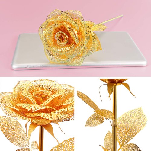 Piececool 3D Metal Puzzles Rose Flower Model Kits, Artificial Flowers Metal Building Blocks DIY 3D Puzzle for Adults, for Father Mothers Valentines Day, 15Pcs Gold