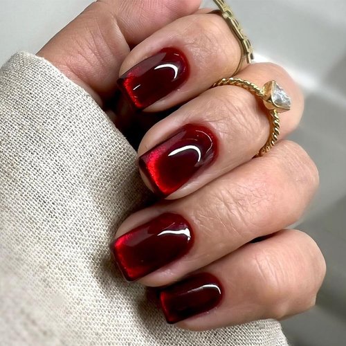 BAOYAALIN Cat Eye Red Press on Nails Short Square Fake Glue on Nails with Exquisite Cat Eye Design for Women Girls Full Cover Artificial Acrylic False Stick on Nail for Daily Wear Wedding 24Pcs