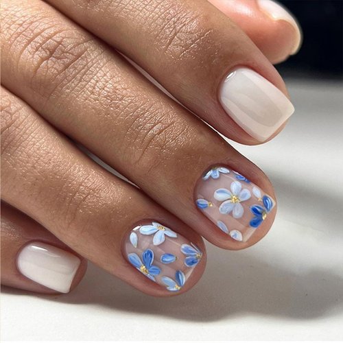 IMSOHOT Short Square Press on Nails Blue Flower Fake Nails Acrylic Glossy False Nails Glossy Squoval White Glue on Nails Full Cover Cute Stick on Nails for Women 24 Pcs