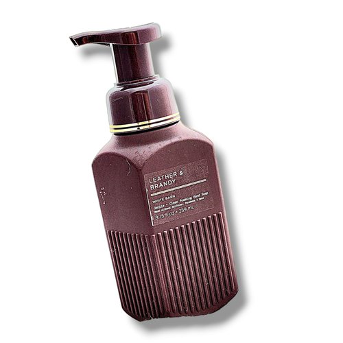 Baꞎh aпd Body Works Gentle Foaming Hand Soap 8.75 Fl Oz (Packaging may vary) (Leather & Brandy)