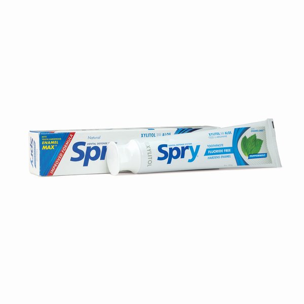 Spry Xylitol Toothpaste 5oz, Fluoride Free Toothpaste Adult and Kids, Teeth Whitening Toothpaste with Xylitol, Natural Breath Freshening, Mouth Moisturizing Ingredients, Peppermint (Pack of 2)