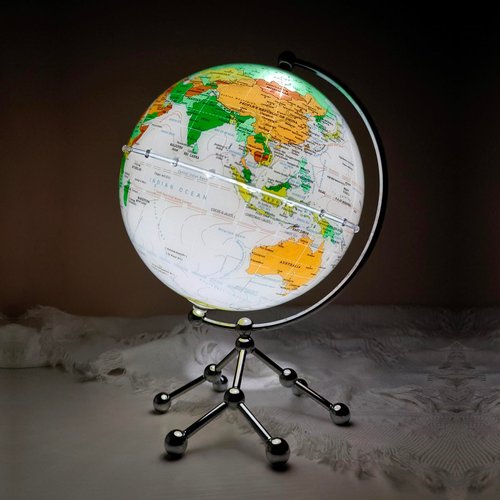 JBRUN 8" Illuminated World Globe,Globes of the World with Stand,World Globe for Kids Learning with Built-In LED Lamp,Educational Interactive Globe Map for Home Decor,Night Light Decor(White)