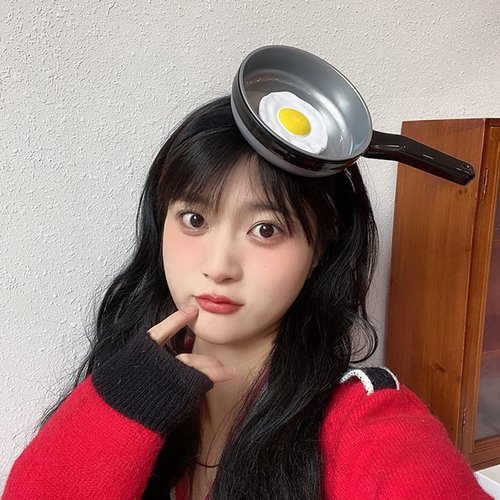 TOPINCN Funny Headband, Cute Pan Shaped Women Facial Spa Headband Makeup Headband Face Wash Headband High Simulation Women Headwear Head Wrap Funny Hair Band for Face Wash Makeup (Fried Egg)