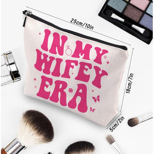 CEASQVAA Bride Gifts Makeup Bag, Engagement Gifts for Her, Bride to Be Gifts, Bridal Shower Bachelorette Gifts for Bride, In My Wifey Era Makeup Cosmetic Zipper Bag Pouch