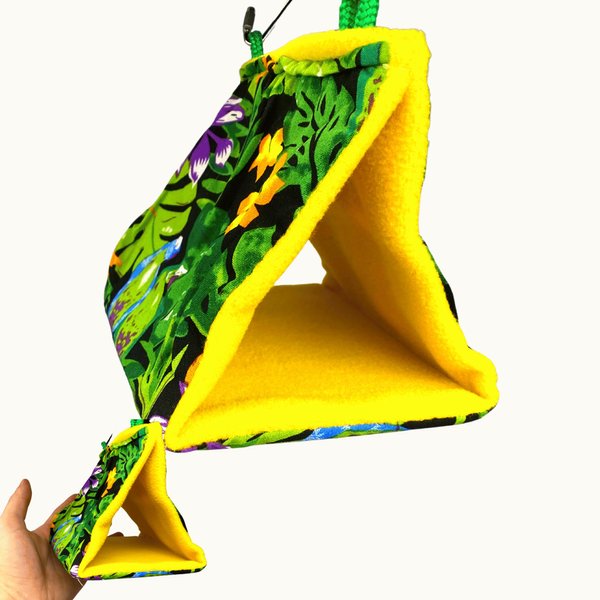 1689 Small Bonka Happy Hut Bonka Bird Toys Fabric Soft Colorful Parrotlet Budgie Cockatiel Parakeet