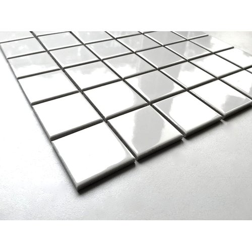2x2 Glossy Arctic White Ceramic Wall Tile (1 SQFT Sheet)