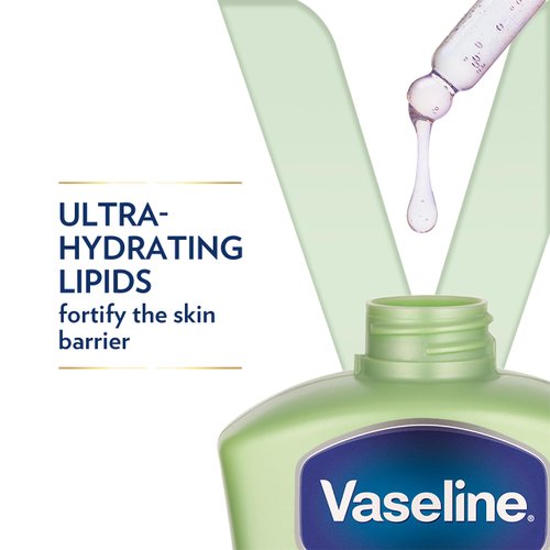 Vaseline Intensive Care Body Lotion Soothing Hydration for Dry Skin with Ultra-Hydrating Lipids + 1% Aloe Vera Extract to Refresh Dehydrated Skin 20.3 oz