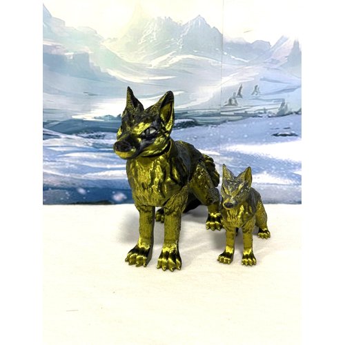 Articulated Wolf 3D Printed Wolf Toy, Mother and Child Wolf Fidget Toy, 2 pcs Articulated Fidget Toy 3D Printed Gift for Him, Executive Desk Toy, Home Decor (Black and Dark Gold)