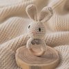 Youuys Wooden Baby Rattle Toys, Easter Bunny Rattle for Baby Crochet Bunny Rattle Toy Natural Wood, Shaker Rattle for Hand Grips, Boy Girl First Rattle Gift, Newborn Gifts (Bunny)
