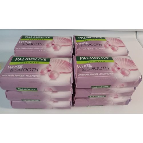 Palmolive Naturals White & Smooth with Pearl Powder & Milk Protein Bar Soap, 80 G / 2.8 Oz Bars, 3 in a Pack (Pack of 4) 12 Bars Total
