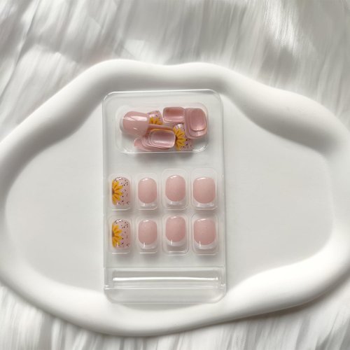 24Pcs Press on Nails Short Pink Fake Nails with Sunflower Spot Designs French Tip False Nails Square Artificial Nails Glossy Stick on Nails White Glue on Nails Cute Acrylic Nails for Women Manicure