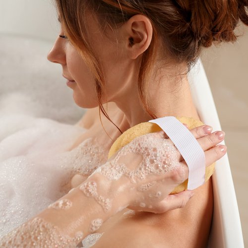 Egyptian Natural Loofah Pad Exfoliating Body Scrubber - Vegan Double Sided Luffa Sponges Deep Clean Your Body, Face & Back While an Exfoliating Washcloth Side Removes Oils - 6.9 x 4.7 Inches, 2 Pack