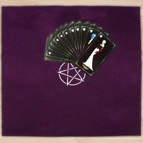 jojofuny Velour Divination Pentacle Table Cloth, 1 Set Altar Tablecloth with Tarot Cards Storage Bag for Wiccan Witchcraft Supplies, 19.6 Inch (Purple)