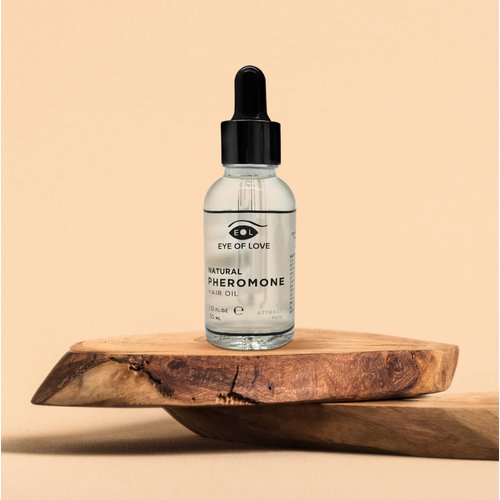 Eye of Love Natural pheromone HAIR OIL to attract men with protective, nourishing and detoxifying effects to the damaged hair. 1 Fl Oz