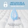 Four Paws Wee-Wee Superior Performance Pee Pads for Dogs of All Sizes, Leak-Proof Floor Protection Dog & Puppy Quilted Potty Training Pads, Unscented, 22" x 23" (10 Count)