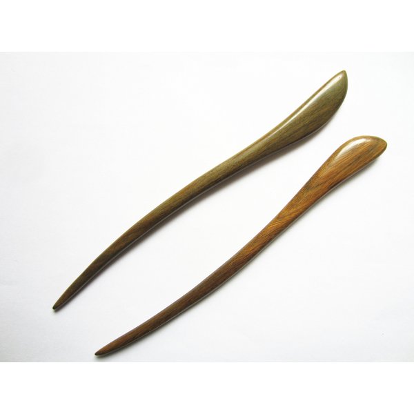 Myhsmooth Zz-gs-bt 2 Count Hair Sticks Natural Green Sandalwood Handmade Carved Hair Clip Shawl Hair Pins Pack of 2 Pcs:Swiming Fish