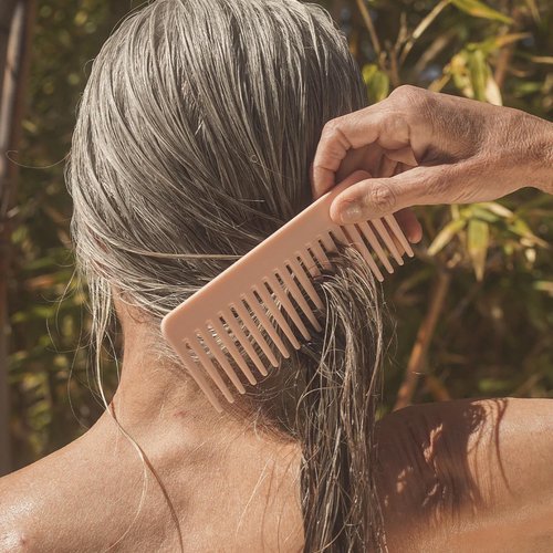 dae Wide Tooth Comb - Detangles & Smooths