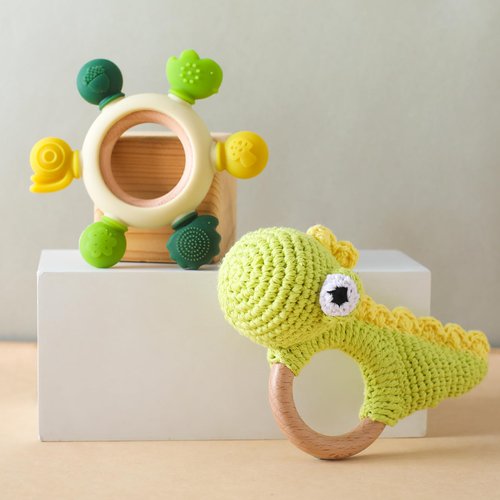 JETM·HH Teether Ring Wooden Baby Rattle Crochet Green Dinosaur Set | Infant Teething Toy | BPA Free Silicone Chewable Rings with Organic Featuring Multiple Textures | Crochet Rattle Baby