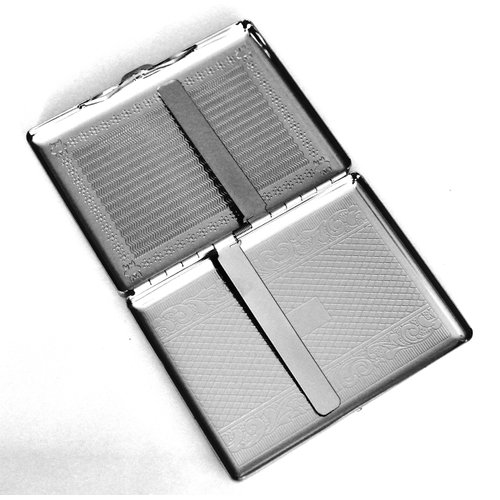 Etched Cigarette Case Victorian Style Metal Holder for Regular, King and 100's Size (Etched Silver) RFID