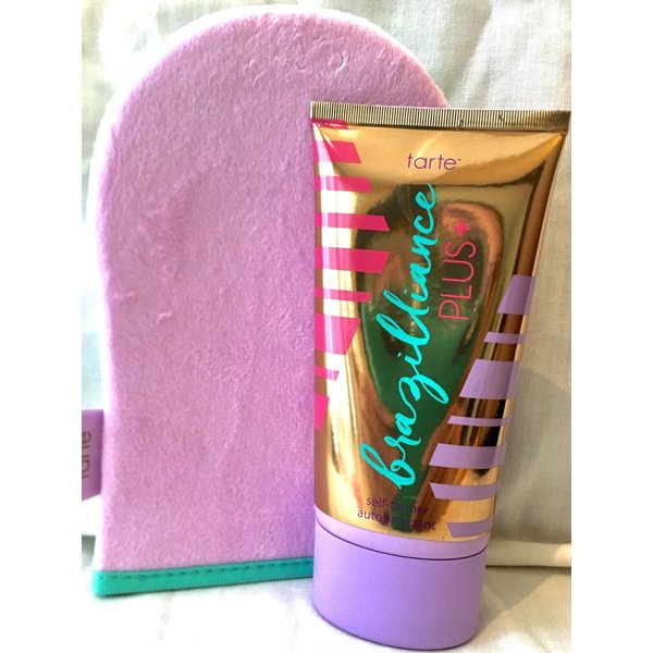 Brazilliance™ PLUS+ self-tanner with mitt Brazilliance™ PLUS+ self-tanner with mitt