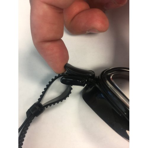 Innovative Scuba Concepts MSF041 Premium Swift Anti Leak & Anti Fog Swimming Goggles with Adjustable Strap