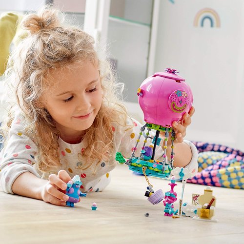 LEGO Trolls World Tour Poppy’s Hot Air Balloon Adventure 41252 Building Kit, an Ideal for Creative Play (250 Pieces)